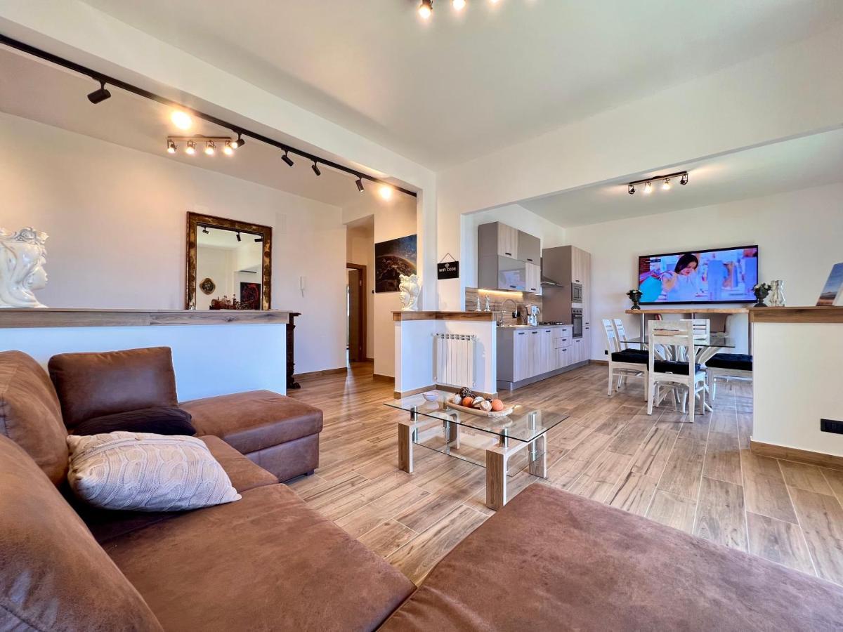 Carrubba'S Luxury Home San Giovanni La Punta Bagian luar foto