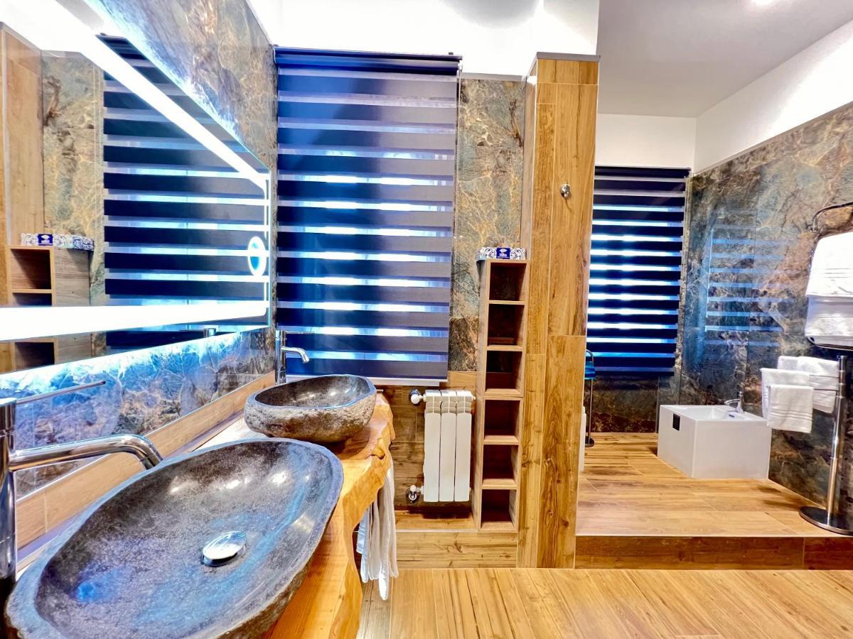 Carrubba'S Luxury Home San Giovanni La Punta Bagian luar foto