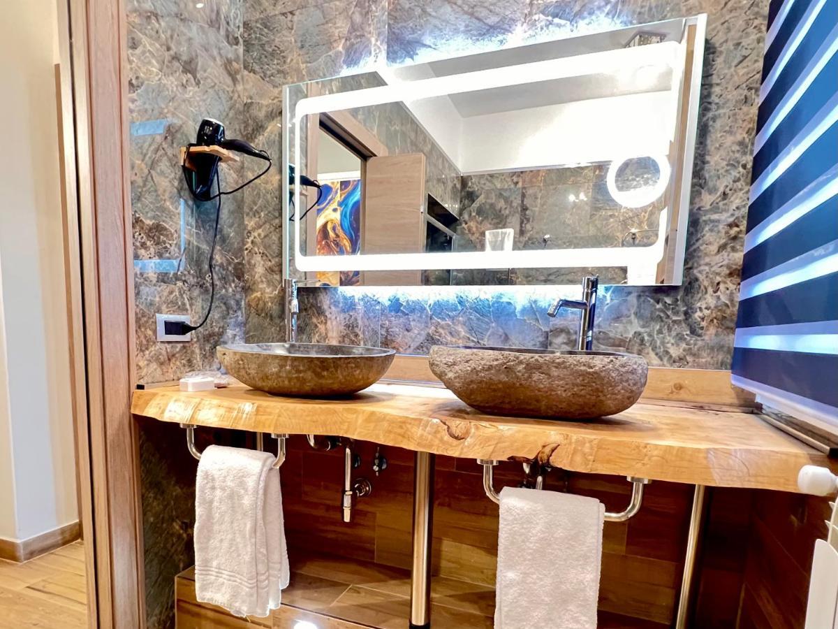 Carrubba'S Luxury Home San Giovanni La Punta Bagian luar foto
