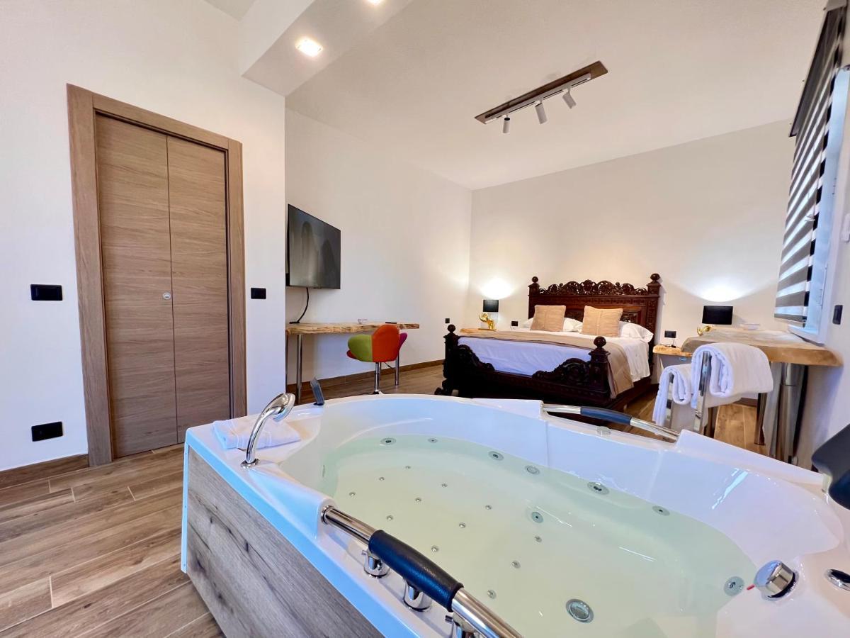 Carrubba'S Luxury Home San Giovanni La Punta Bagian luar foto