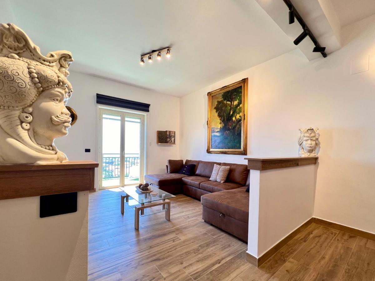 Carrubba'S Luxury Home San Giovanni La Punta Bagian luar foto