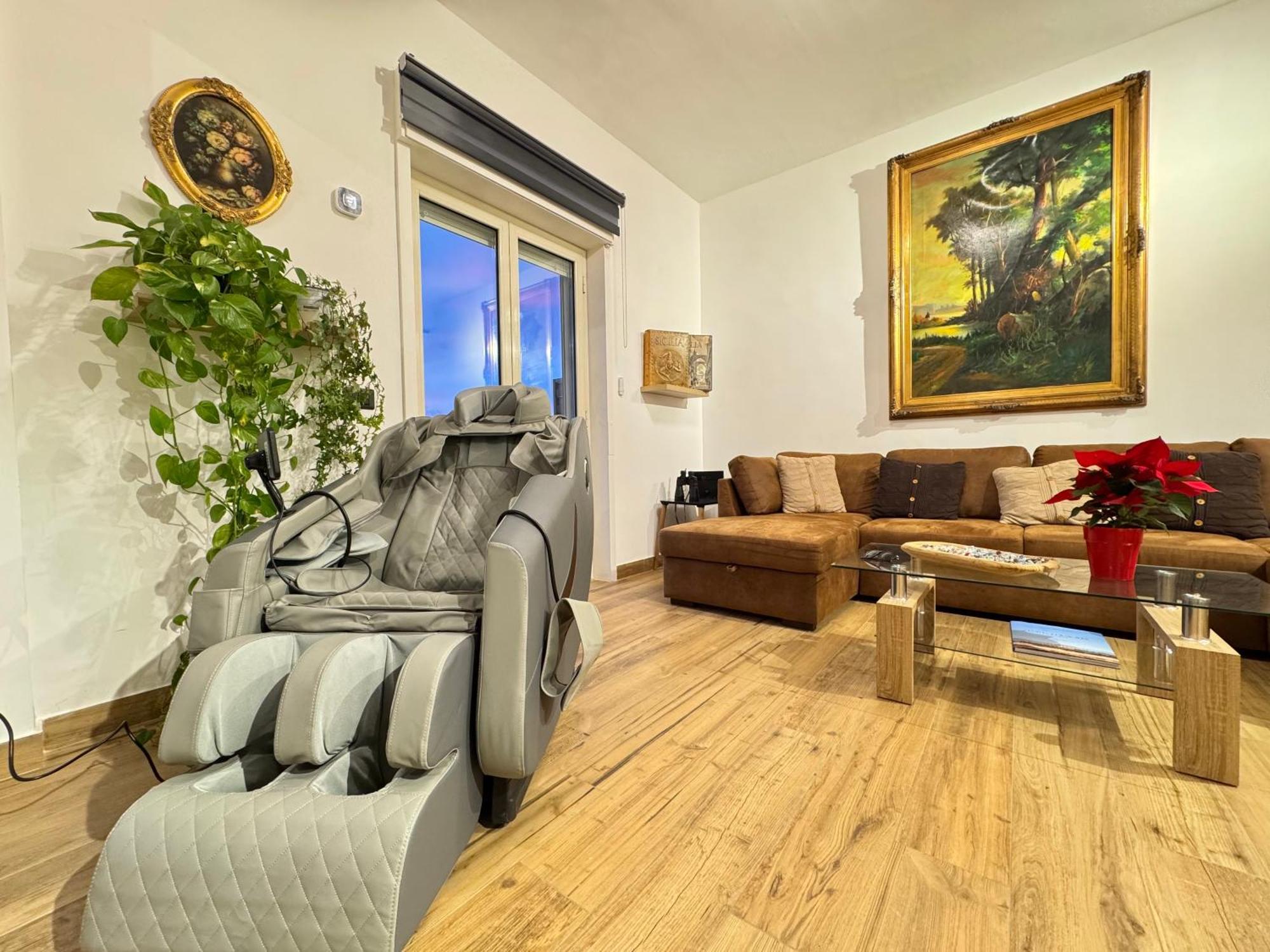 Carrubba'S Luxury Home San Giovanni La Punta Bagian luar foto